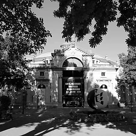 Hotel Logis Du Cirque Centre Historique