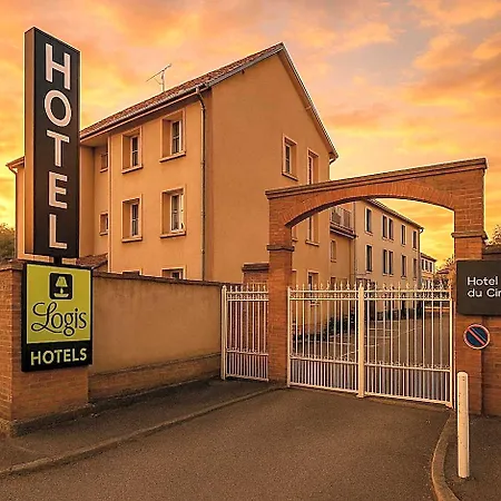 Logis Du Cirque Centre Historique Hotel 2*